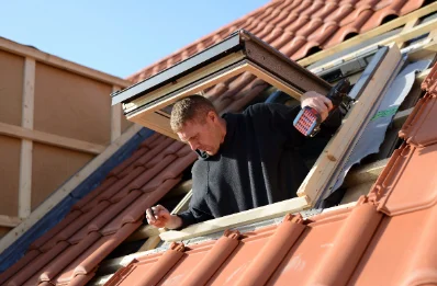 Pose de fenêtres de toit Velux à Farbus